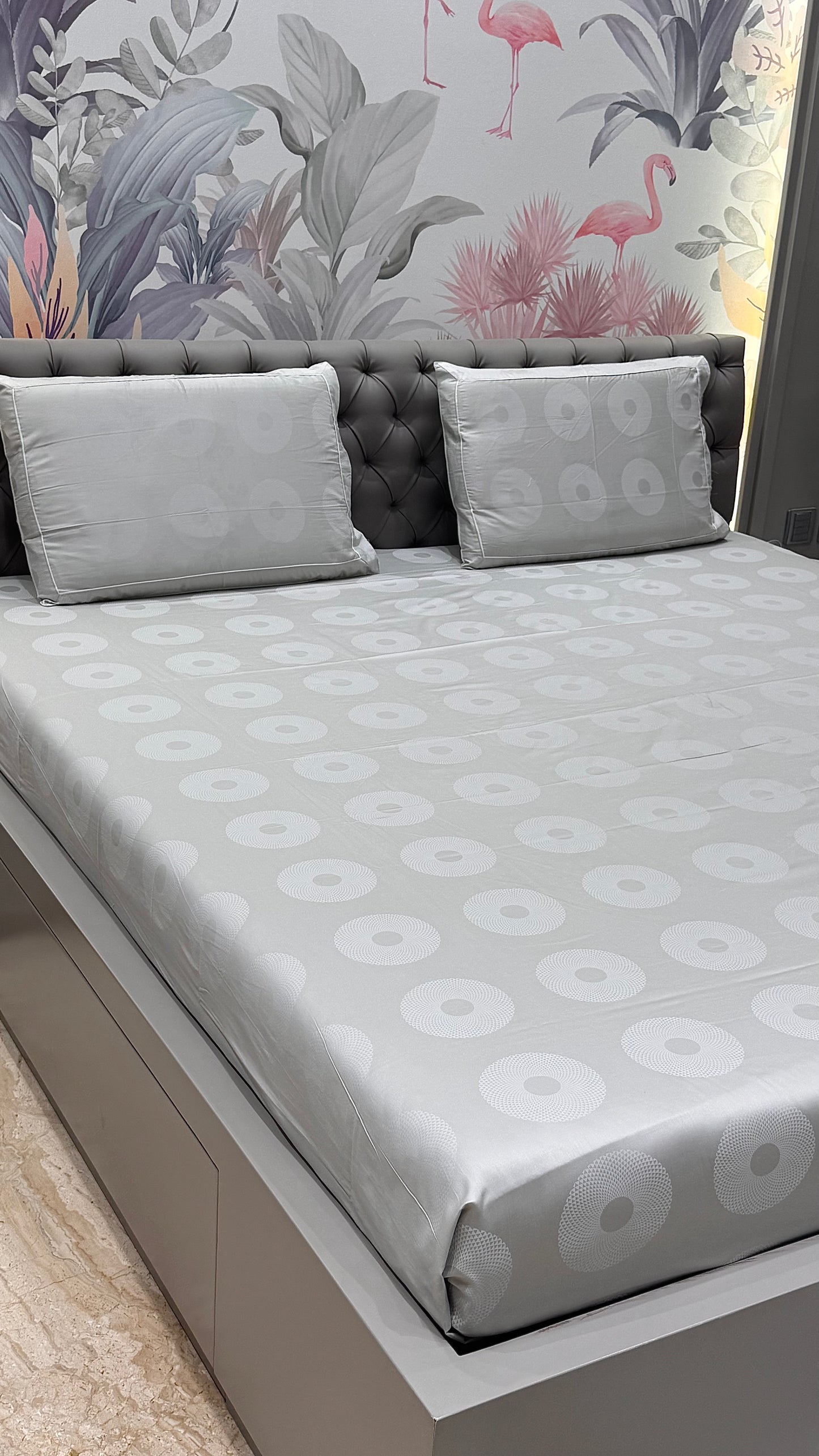 Premium 300TC Jacquard Geomertic Circle Print Bedsheet