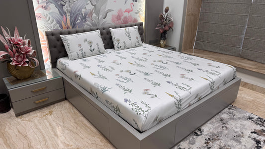 White Floral Colour Kingsize Printed Bedsheet