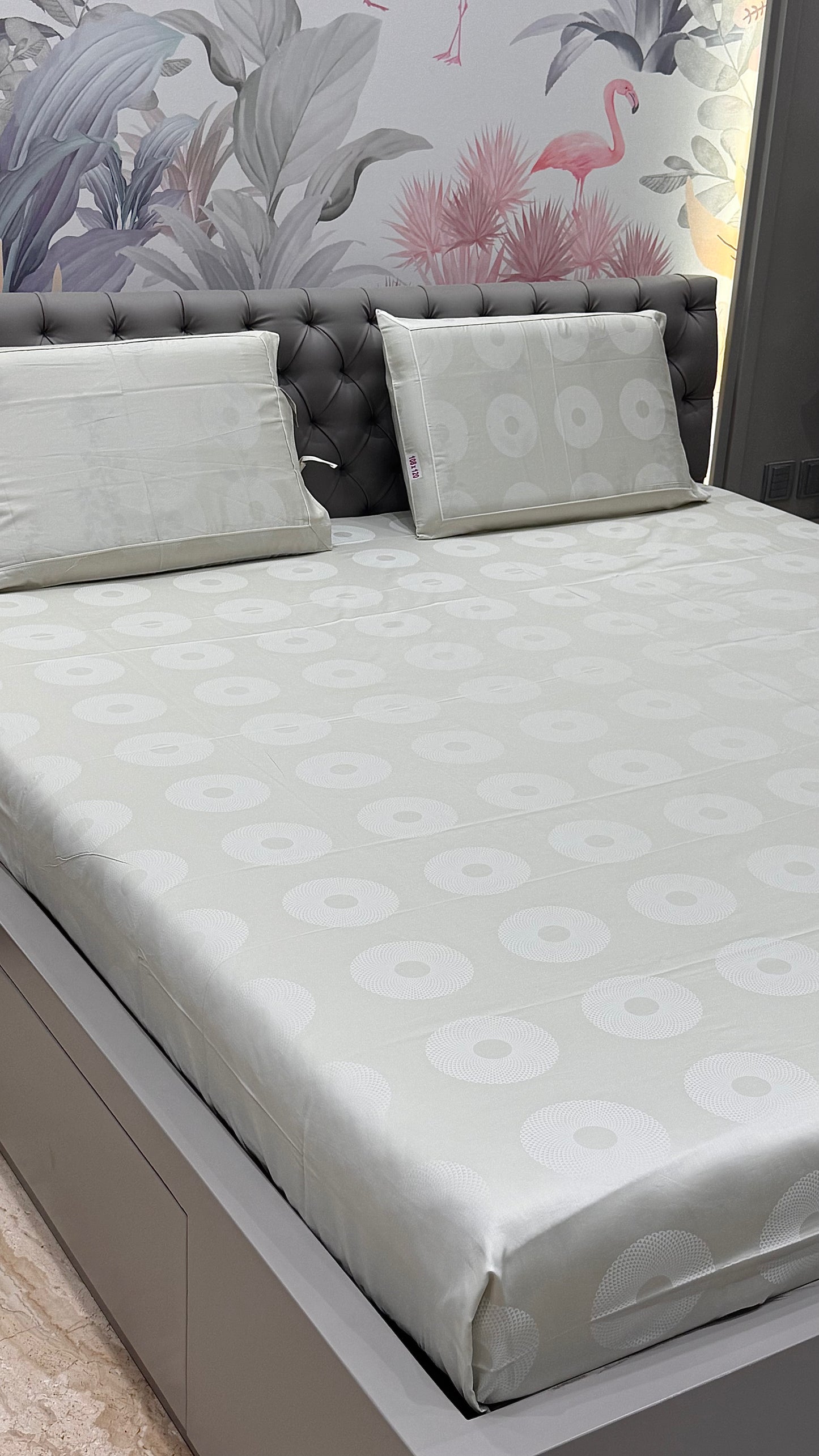 Premium 300TC Jacquard Geomertic Circle Print Bedsheet