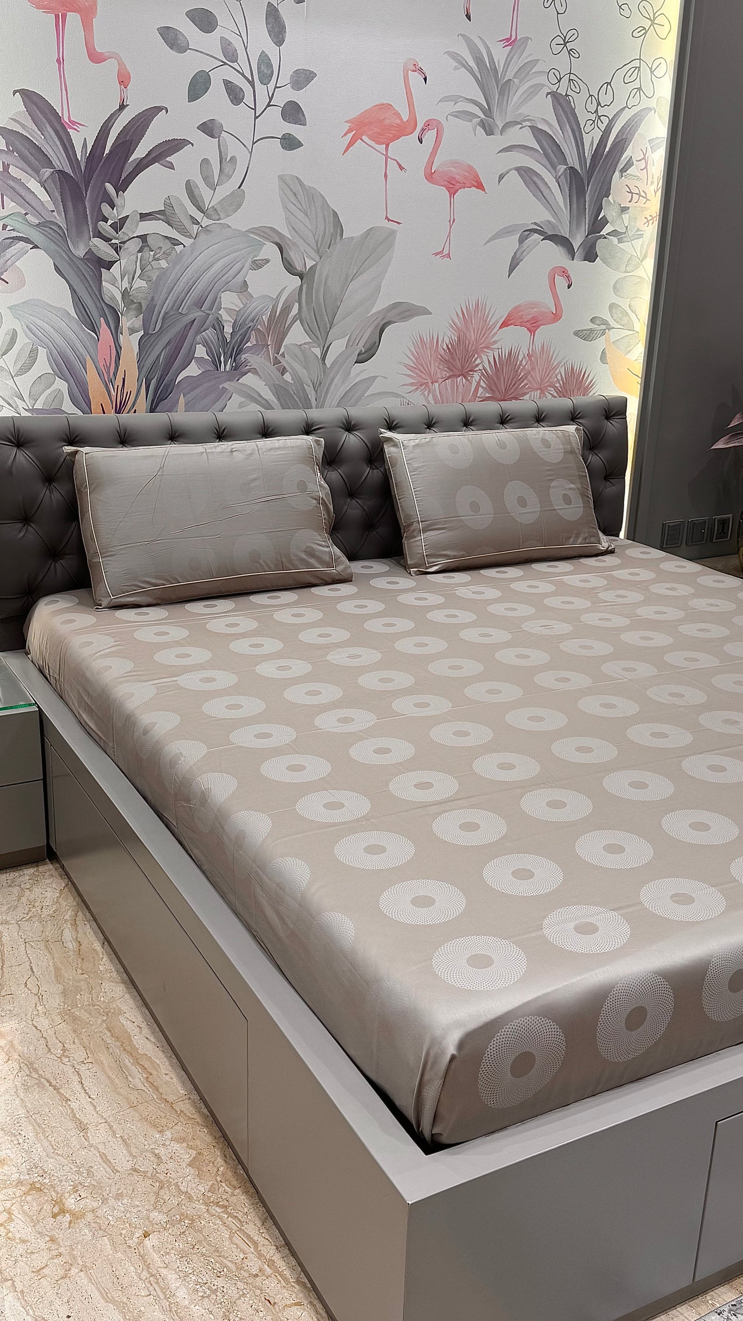 Premium 300TC Jacquard Geomertic Circle Print Bedsheet